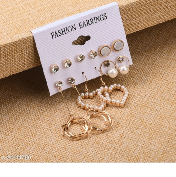 Earing - Picture 3 of 4